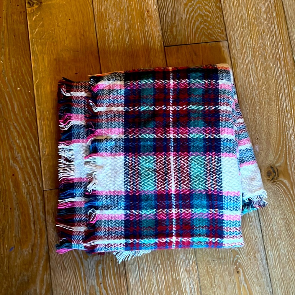 Scarf/ blanket plaid red and green.